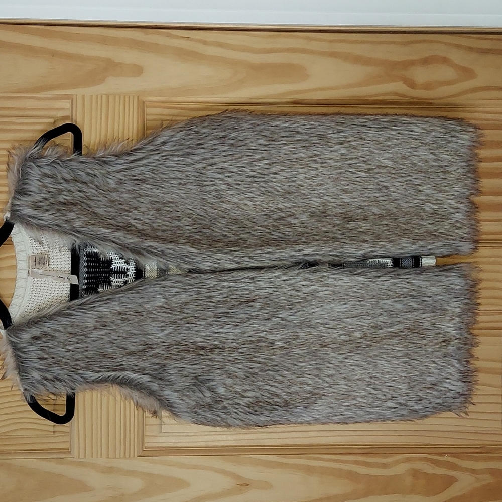 Faux fur vest